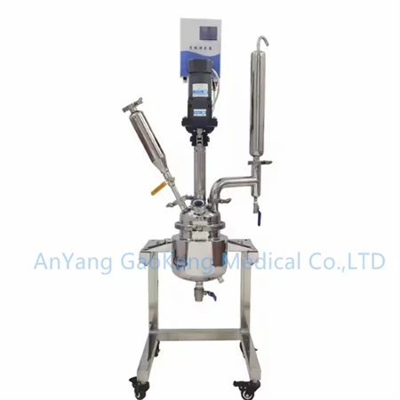 Double jacketed glass reactor